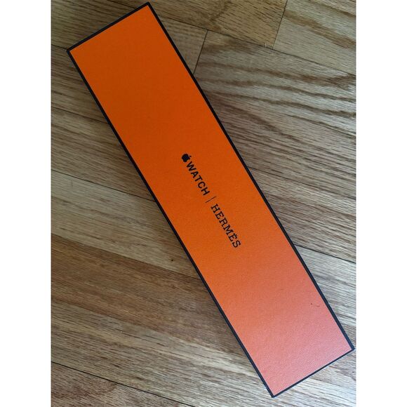 New Hermès Apple Watch 4.0 Rose Gold Hermes Black Leather Double Strap Band New - Picture 2 of 3
